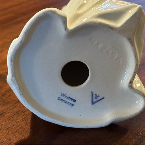 Midcentury Germany Goebel  Madonna with Child Nativity - Picture 13 of 15